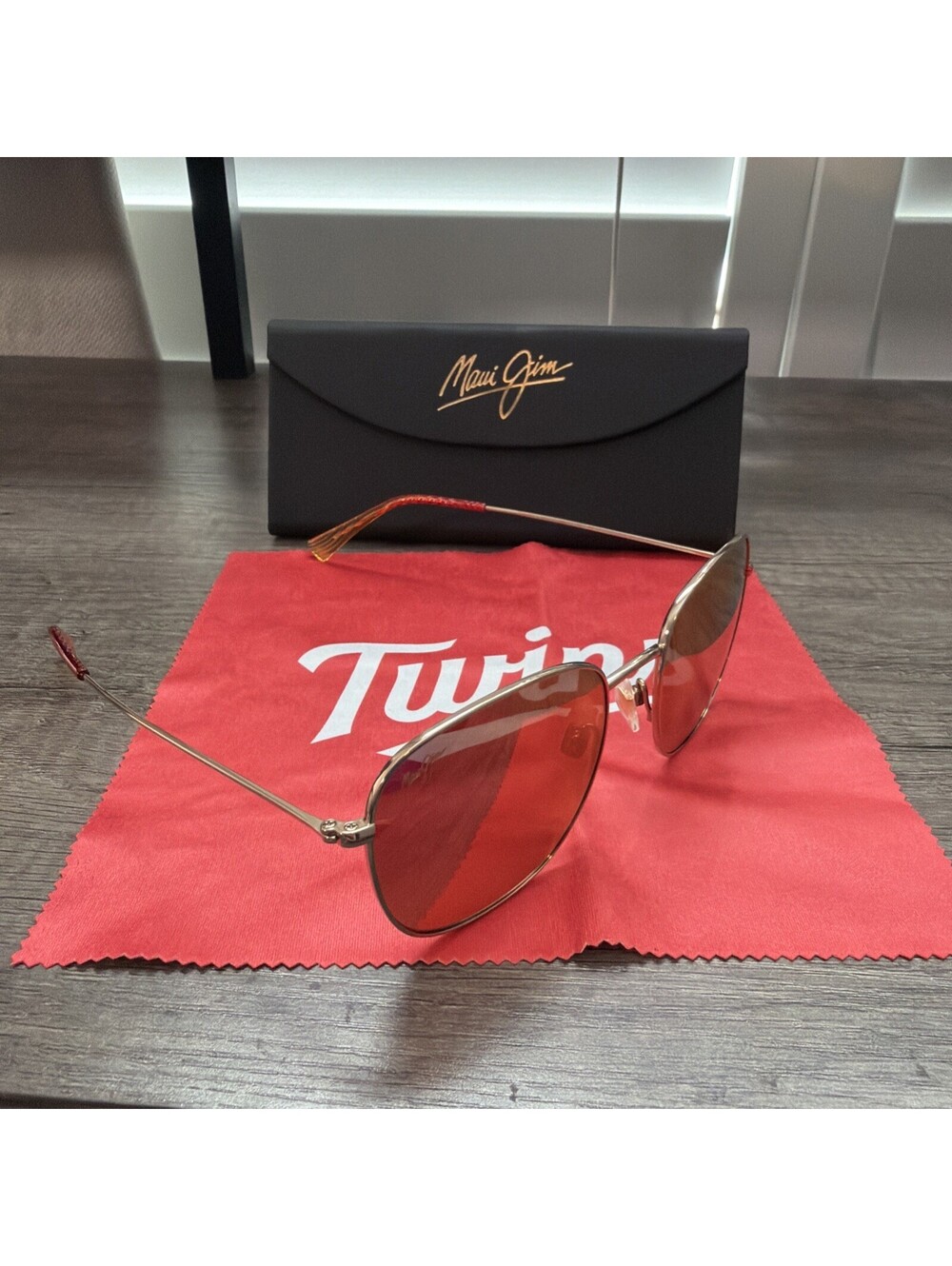 Maui Jim Sunglasses Square Polarized Sunglasses MJ0657SA 004 Minnesota Twins